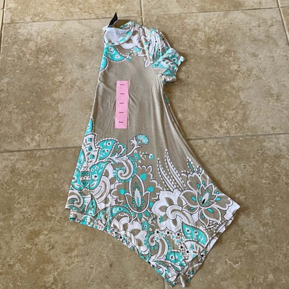 Chelsea Theodore Sharkbite Top - Picture 5 of 5